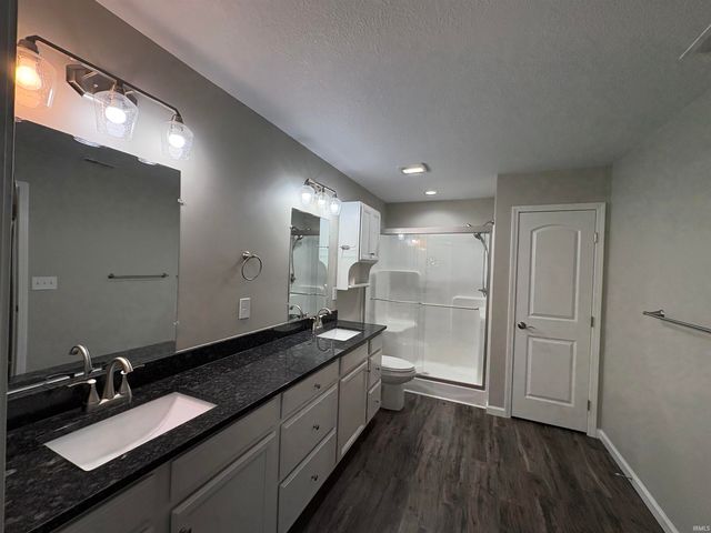 306 E Charter Drive, Muncie, IN 47303