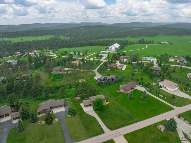 1235 KINGS RD, Rapid City, SD 57702