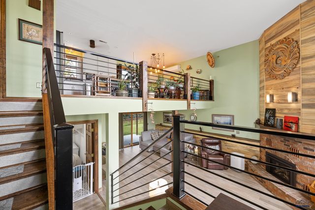 1235 KINGS RD, Rapid City, SD 57702