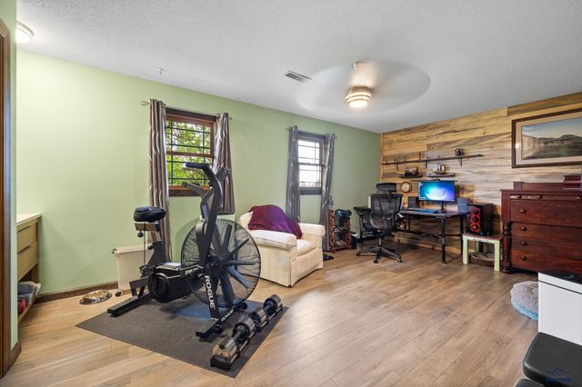 1235 KINGS RD, Rapid City, SD 57702