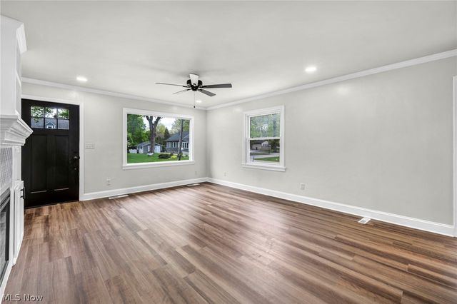 174 Tomahawk Drive, Avon Lake, OH 44012