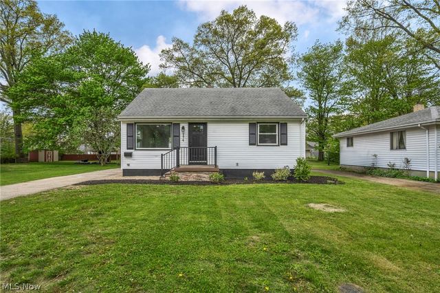 174 Tomahawk Drive, Avon Lake, OH 44012