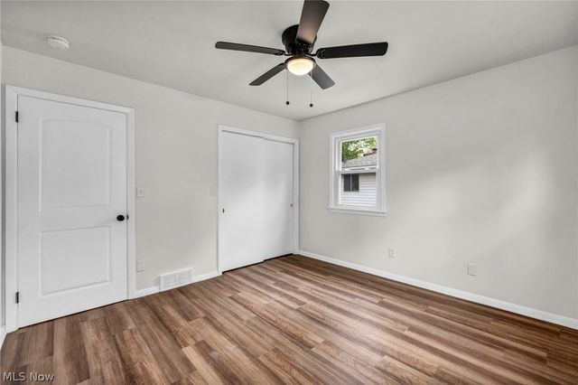 174 Tomahawk Drive, Avon Lake, OH 44012