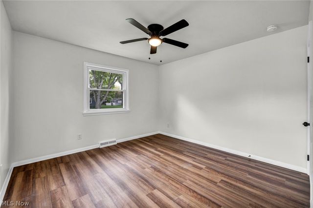 174 Tomahawk Drive, Avon Lake, OH 44012