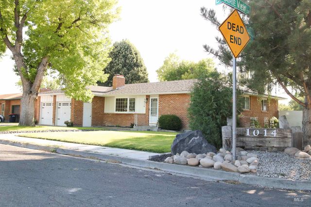 1014 Desert View Dr, Twin Falls, ID 83301
