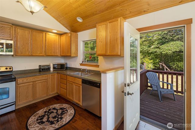 150 View Ridge Lane, San Juan Island, WA 98250