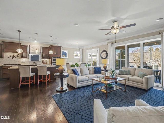 921 Del Webb Manor Avenue, Wake Forest, NC 27587