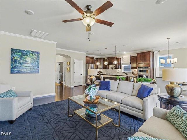 921 Del Webb Manor Avenue, Wake Forest, NC 27587