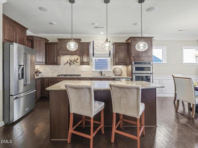 921 Del Webb Manor Avenue, Wake Forest, NC 27587