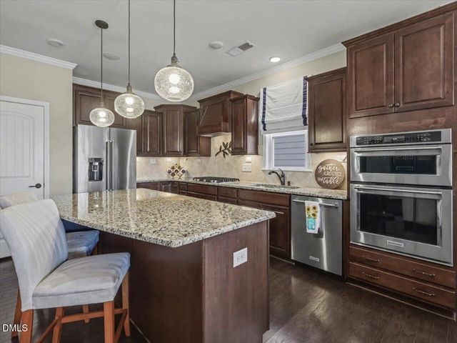 921 Del Webb Manor Avenue, Wake Forest, NC 27587