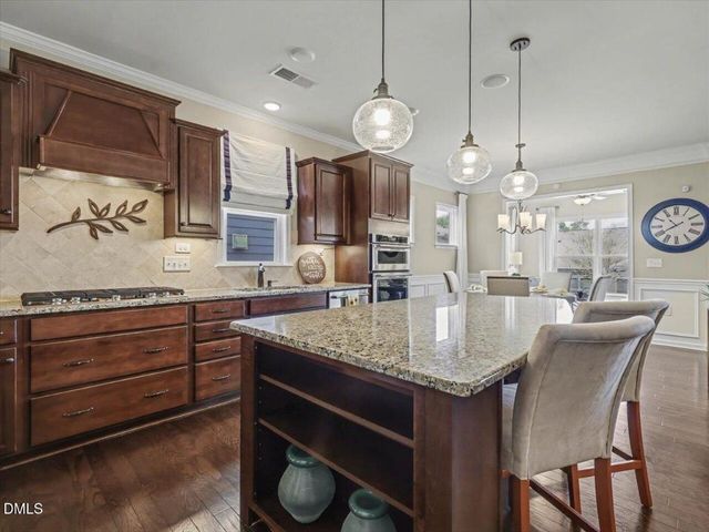 921 Del Webb Manor Avenue, Wake Forest, NC 27587