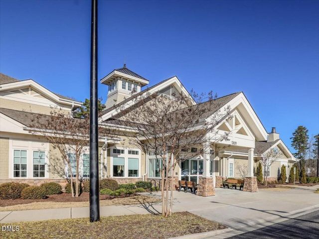 921 Del Webb Manor Avenue, Wake Forest, NC 27587