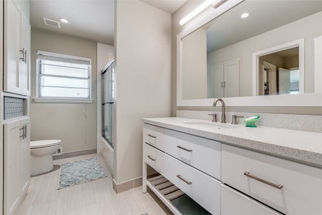 6124 N Jim Miller Road, Dallas, TX 75228