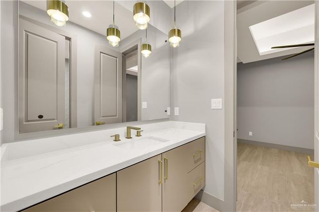 3809 Zimmerius Avenue, Mcallen, TX 78504