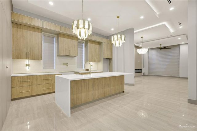 3809 Zimmerius Avenue, Mcallen, TX 78504