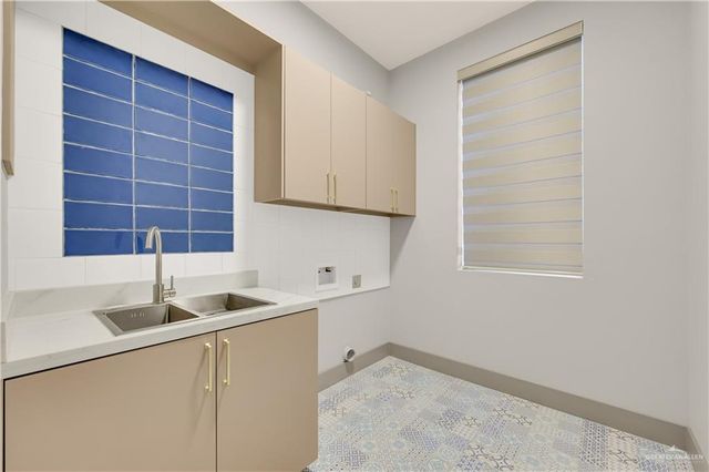 3809 Zimmerius Avenue, Mcallen, TX 78504