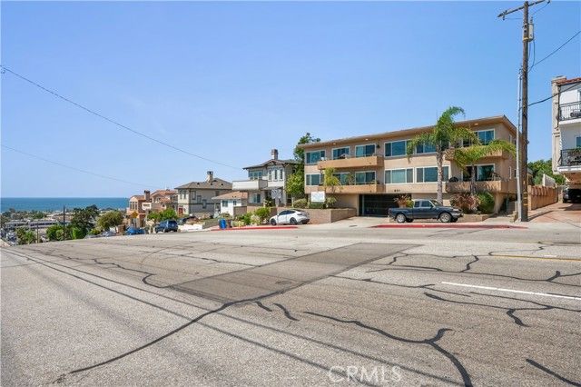501 Anita Street 203, Redondo Beach, CA 90278