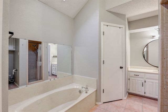 1816 Big Bend Drive, Grapevine, TX 76051