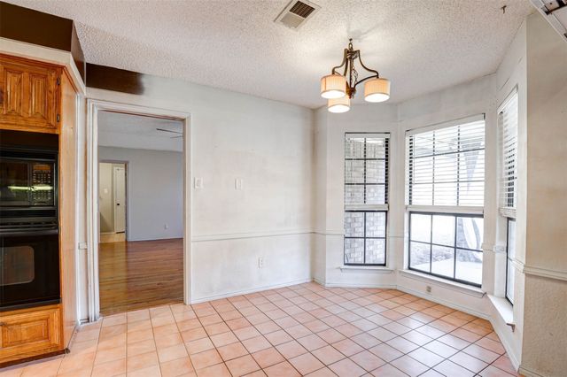 1816 Big Bend Drive, Grapevine, TX 76051