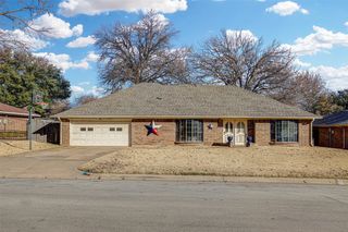 1816 Big Bend Drive, Grapevine, TX 76051