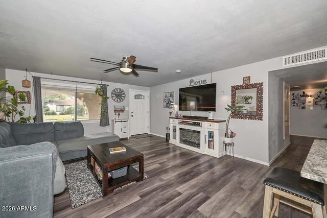 13642 N 20TH Lane N, Phoenix, AZ 85029