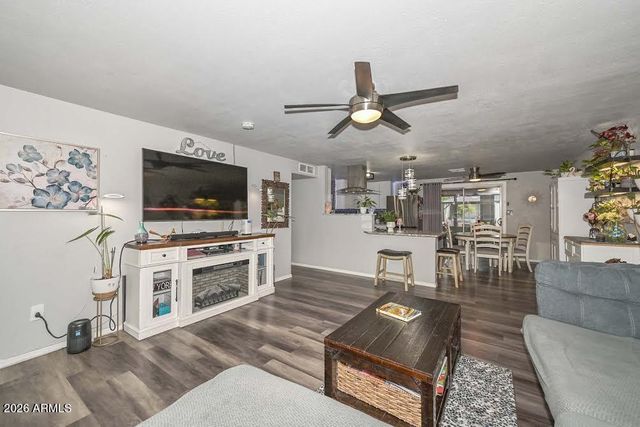 13642 N 20TH Lane N, Phoenix, AZ 85029
