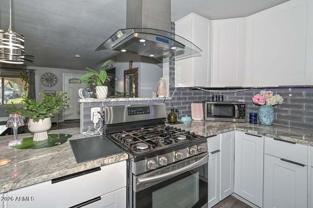 13642 N 20TH Lane N, Phoenix, AZ 85029