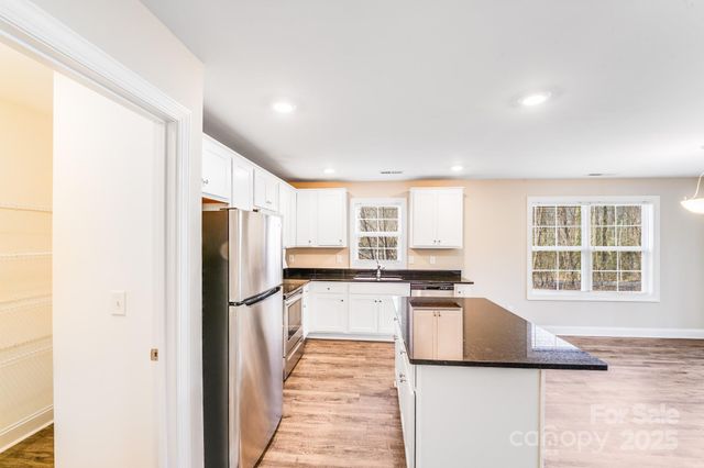 4242 Burgin Street, Kannapolis, NC 28081