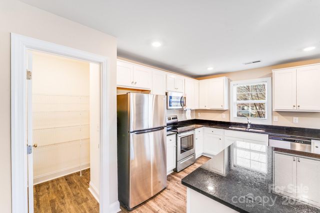 4242 Burgin Street, Kannapolis, NC 28081