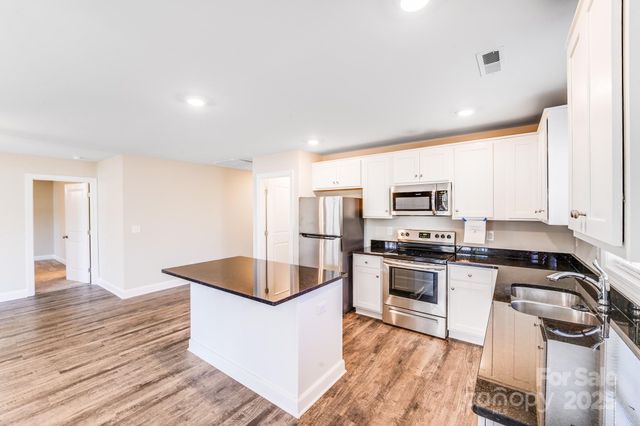 4242 Burgin Street, Kannapolis, NC 28081