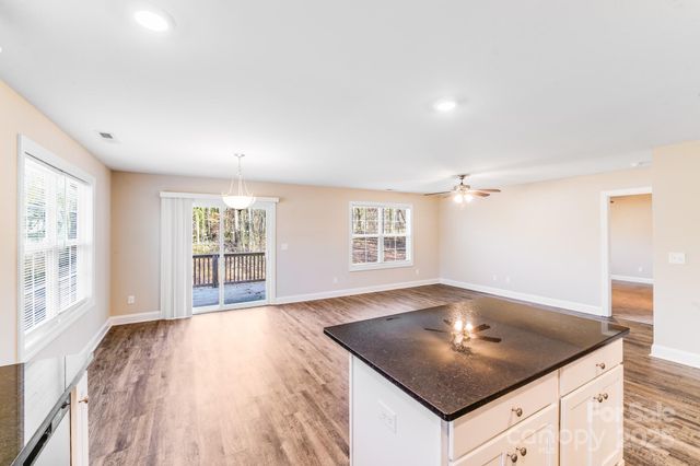 4242 Burgin Street, Kannapolis, NC 28081