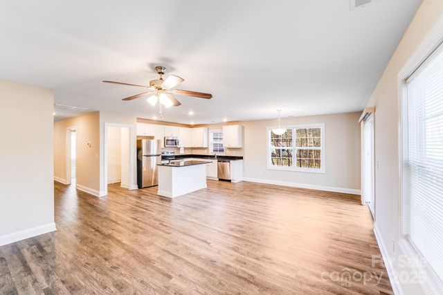 4242 Burgin Street, Kannapolis, NC 28081