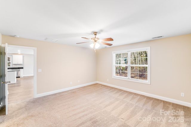 4242 Burgin Street, Kannapolis, NC 28081