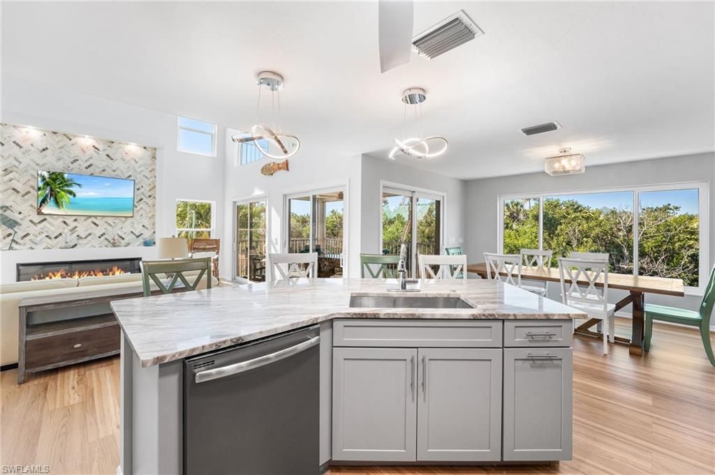 241 Violet DR, SANIBEL, FL 33957 — photo 4