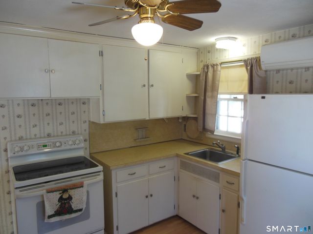 852 Tolland Street, East Hartford, CT 06108