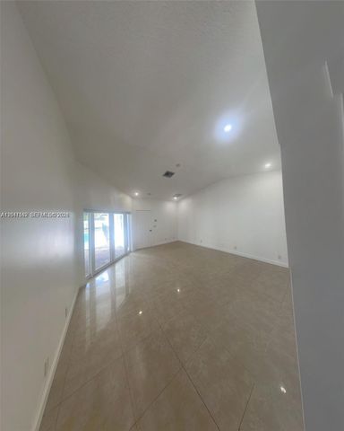 2701 NW 105th Terrace, Coral Springs, FL 33065