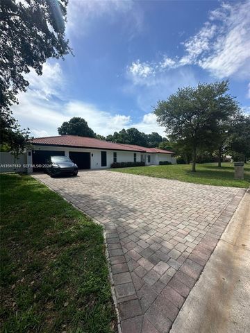 2701 NW 105th Terrace, Coral Springs, FL 33065