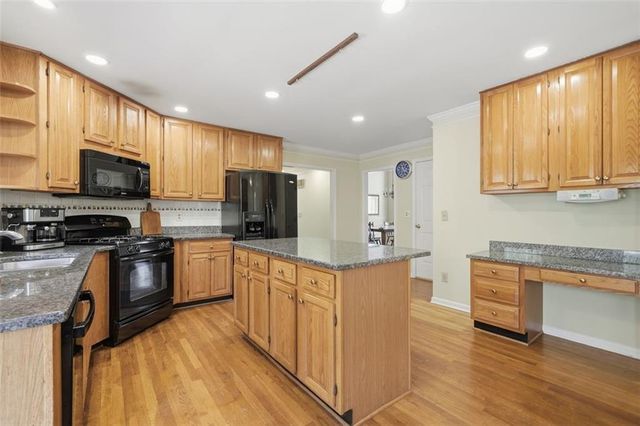 1209 Weeping Willow, Woodstock, GA 30188