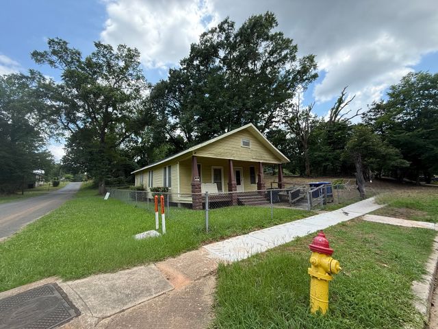 3001 Hardy, Shreveport, LA 71109
