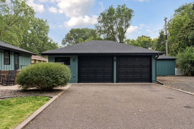 202 113th Avenue NE, Blaine, MN 55434