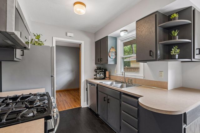 202 113th Avenue NE, Blaine, MN 55434