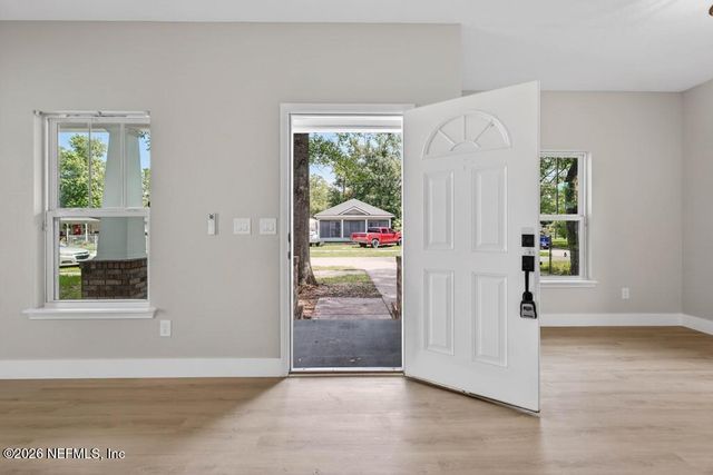 1938 W 4TH Street, Jacksonville, FL 32209