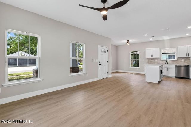 1938 W 4TH Street, Jacksonville, FL 32209