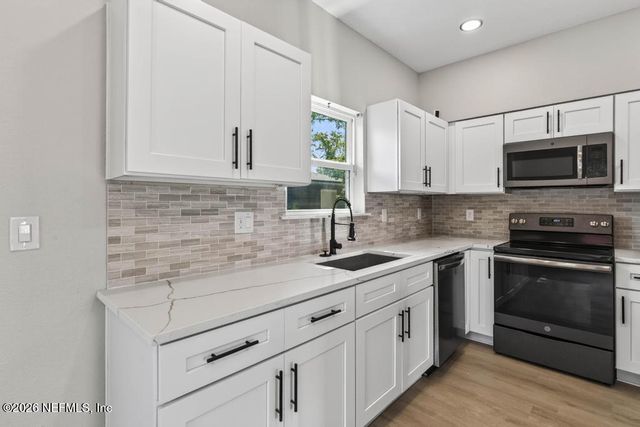 1938 W 4TH Street, Jacksonville, FL 32209