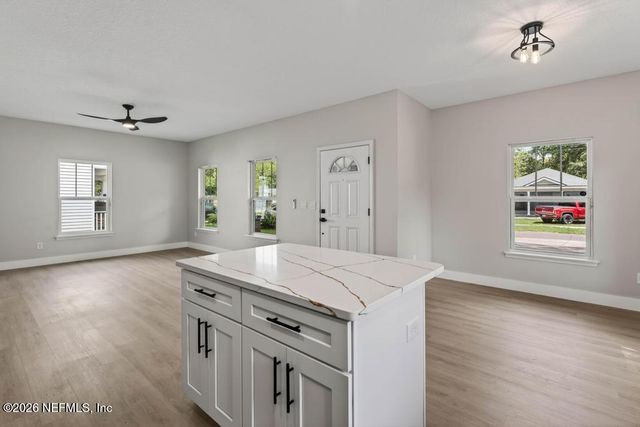 1938 W 4TH Street, Jacksonville, FL 32209