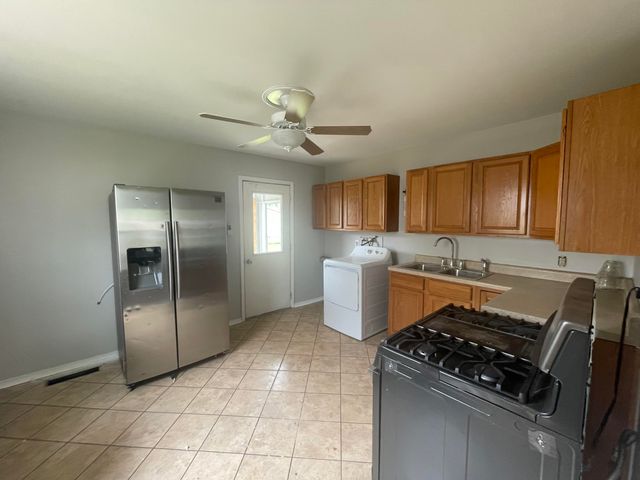6526 Rhode Island Avenue, Hammond, IN 46323