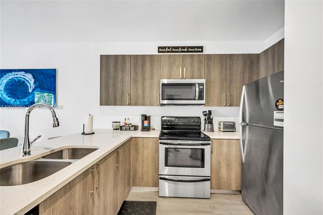 171 NW 158th Street 1, Miami, FL 33169