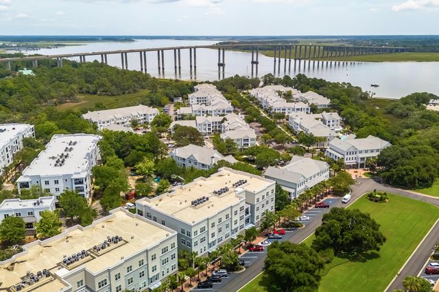 200 River Landing Drive 102a, Charleston, SC 29492