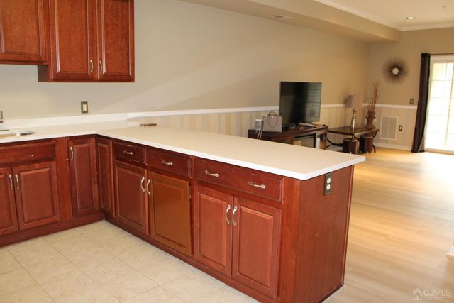 514 Doral Court, Piscataway, NJ 08854