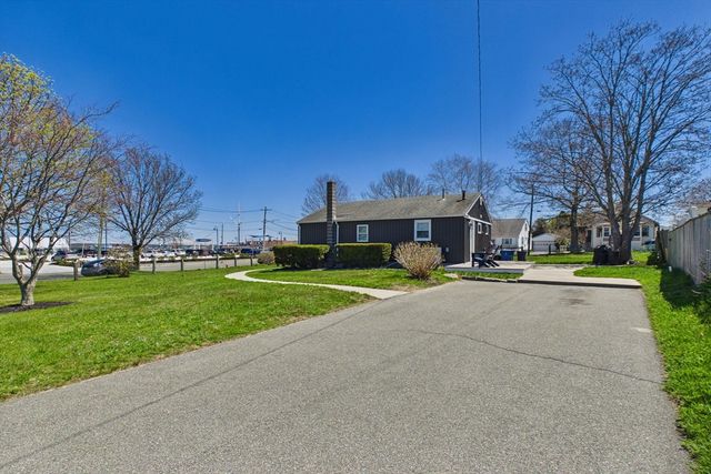 1501 E Rodney French Blvd, New Bedford, MA 02744
